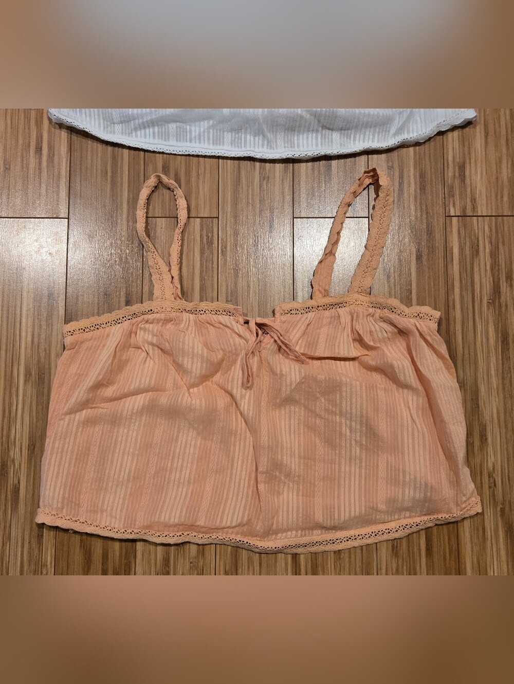Old Navy Strappy Cropped Tank Tops — Bundle Of White and Peach - Picture 2 of 8